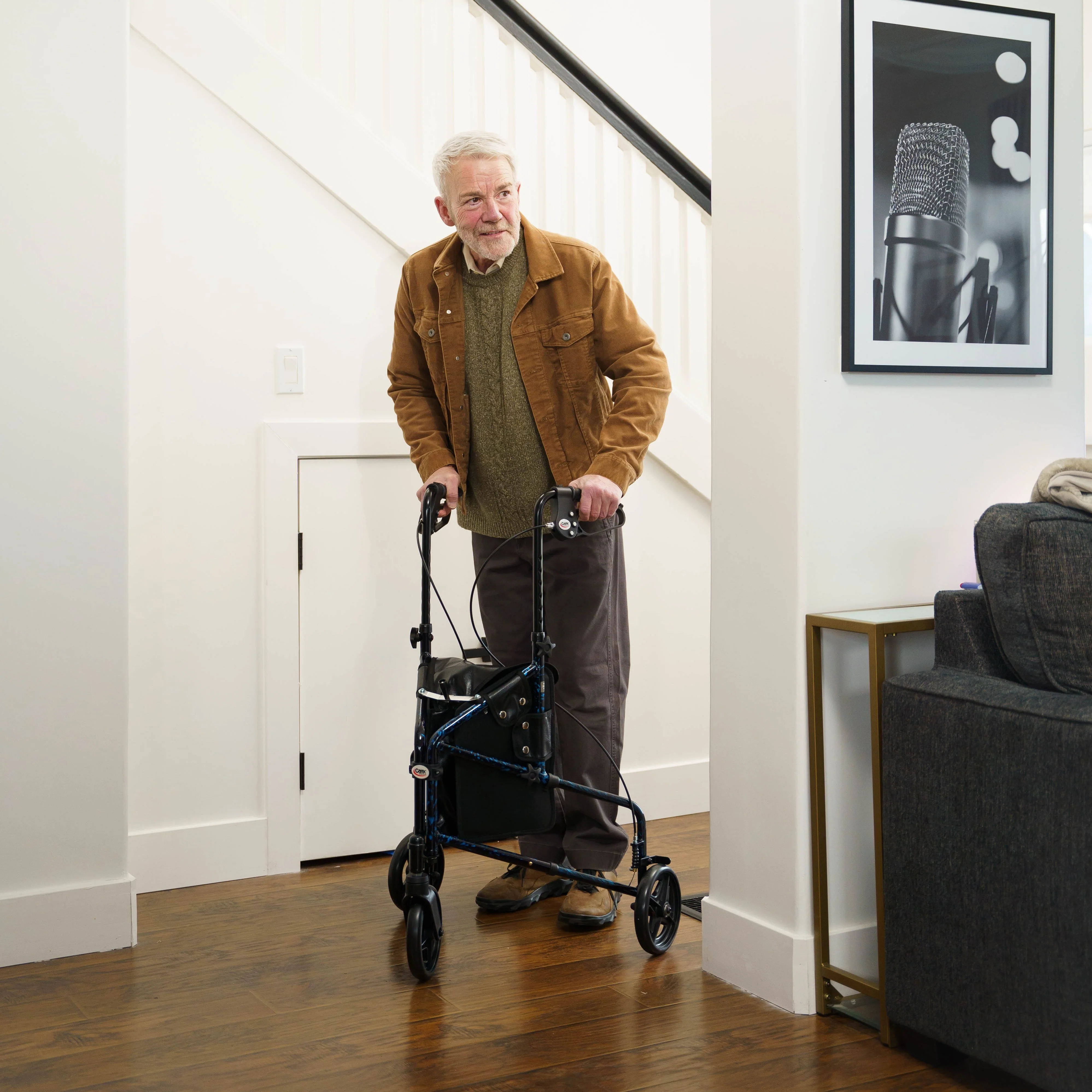 Carex Trio Rolling Walker - Image 10