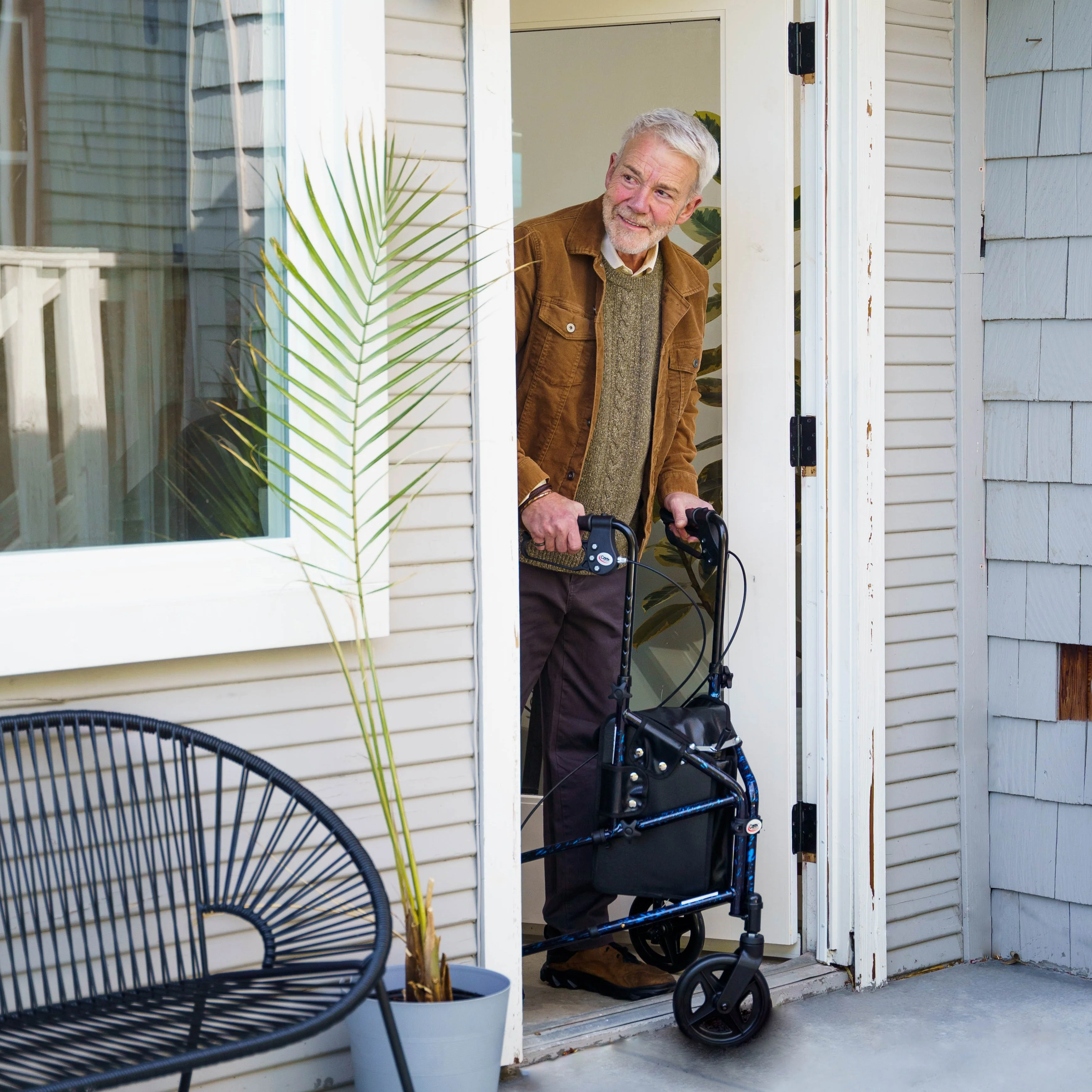 Carex Trio Rolling Walker - Image 13
