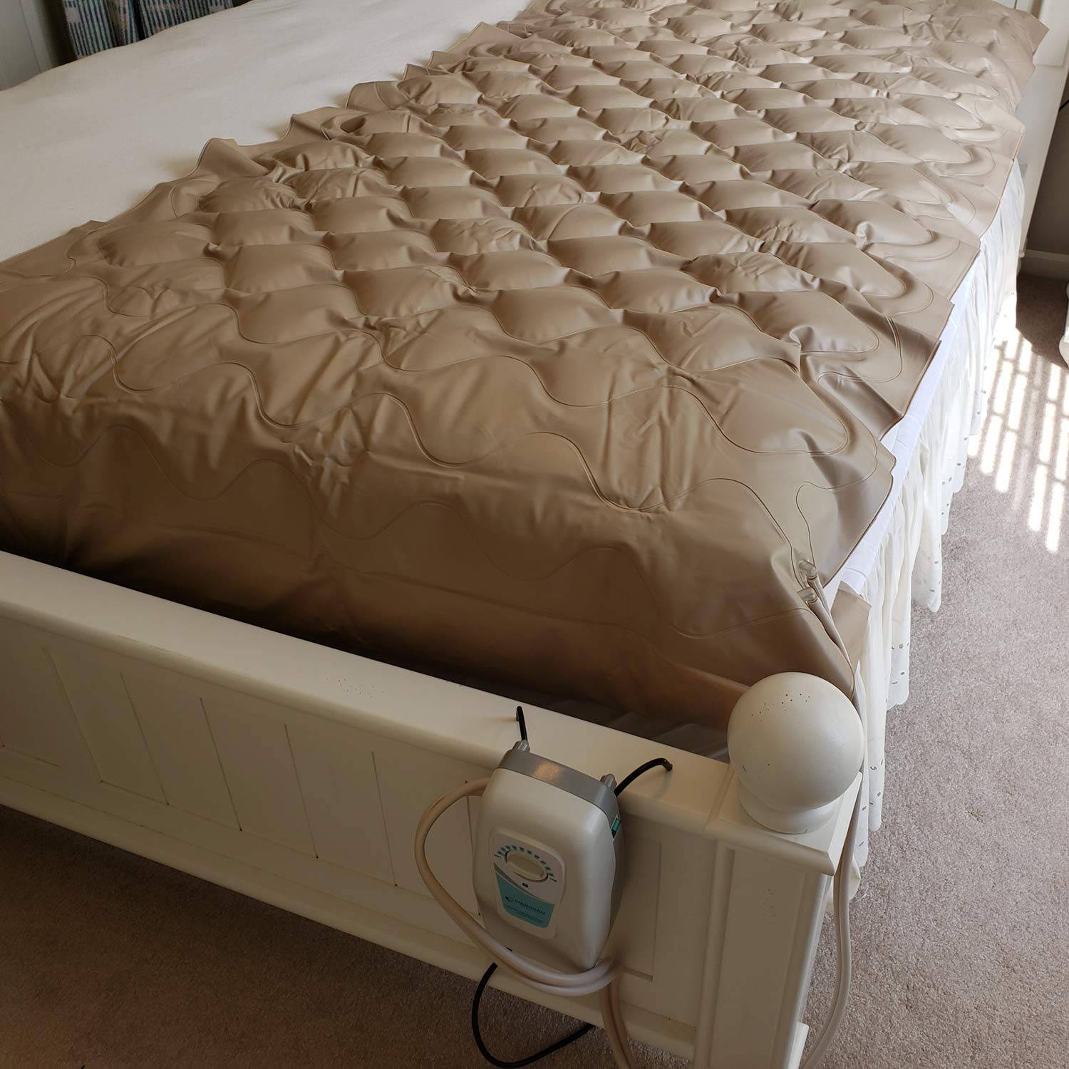 Meridian Alternating Pressure Mattress with Electric Pump - Image 4
