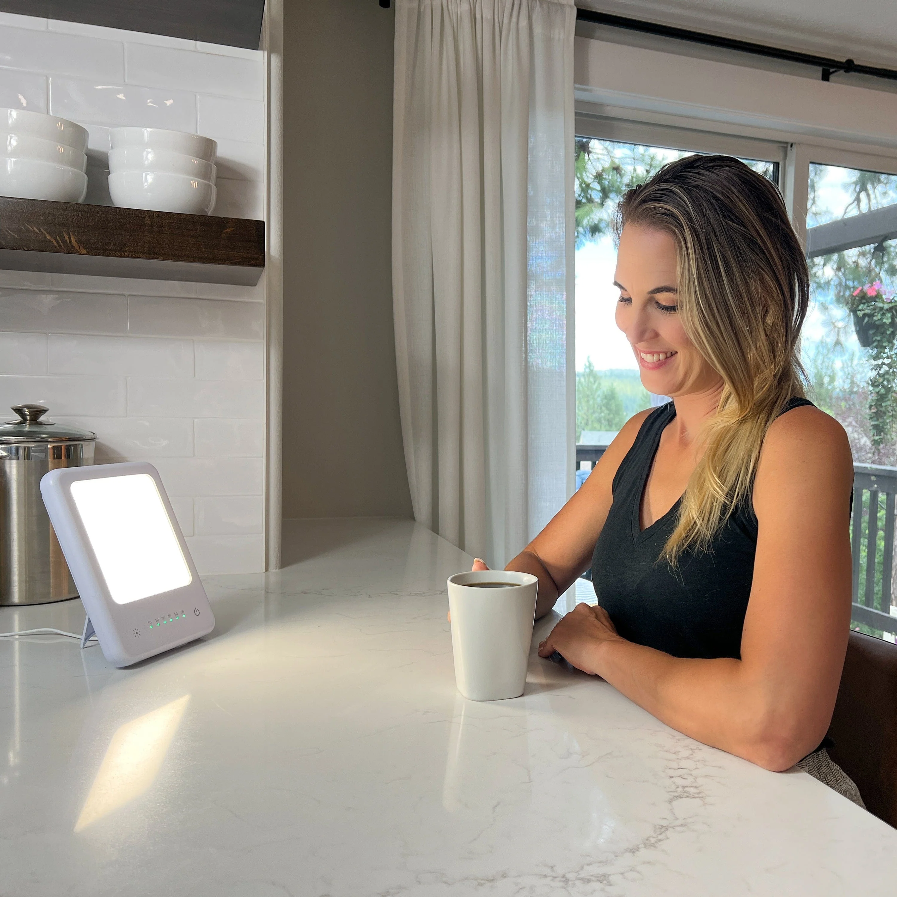 TheraLite Glow Small Light Therapy Lamp with Timer - Image 3