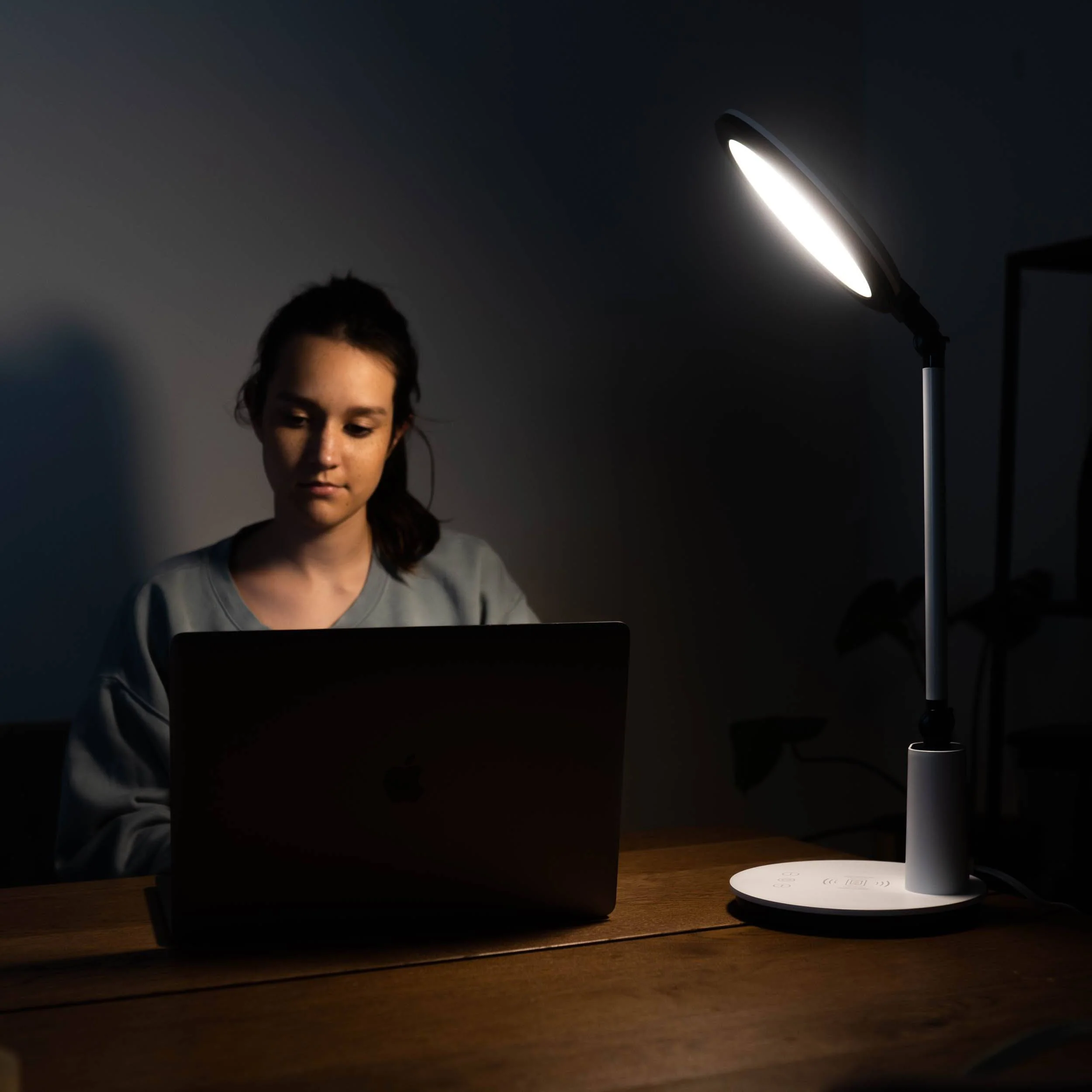 TheraLite Halo Bright Light Therapy Lamp - Image 5